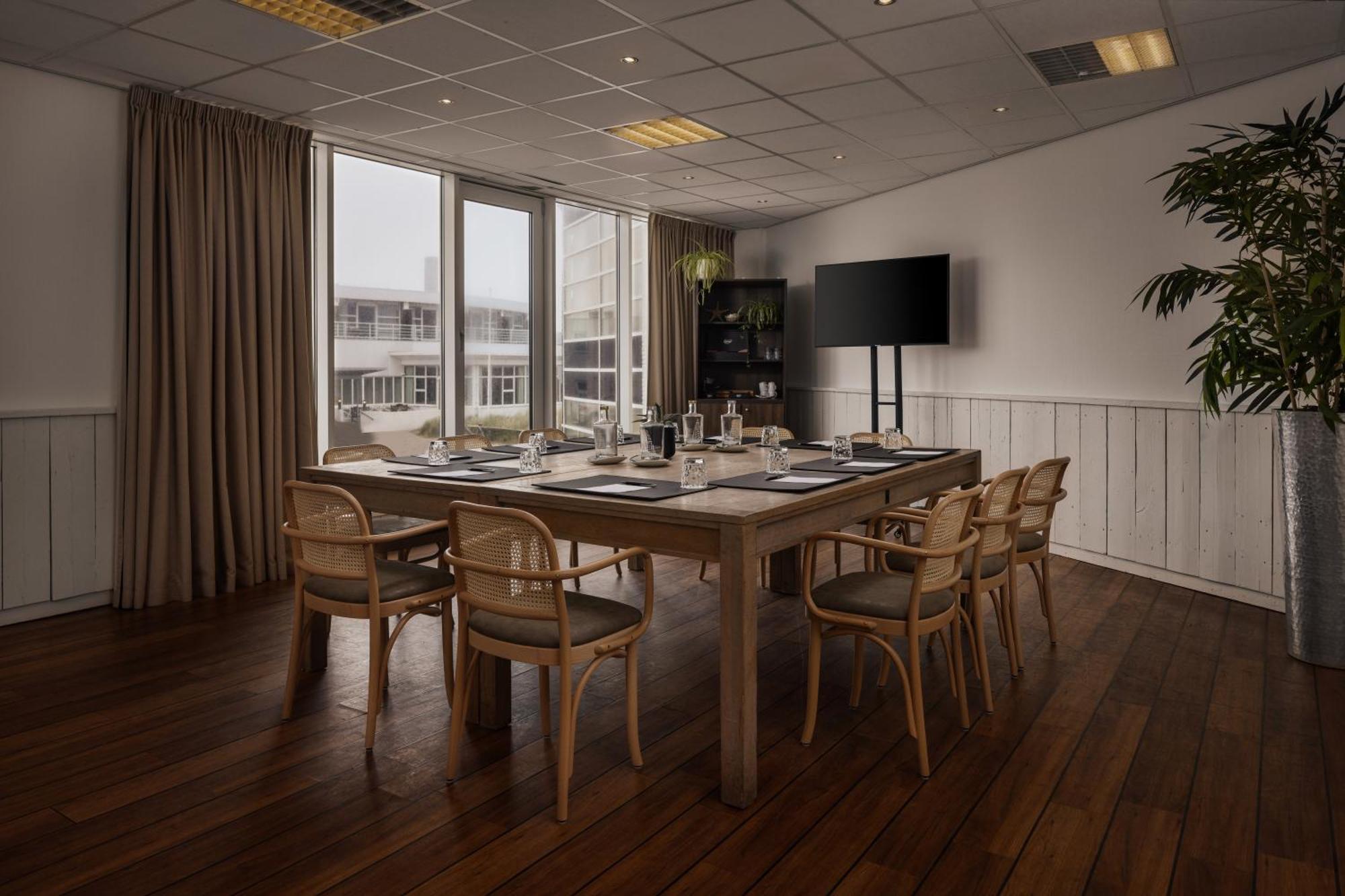 Westcord Strandhotel Seeduyn Влиланд Екстериор снимка