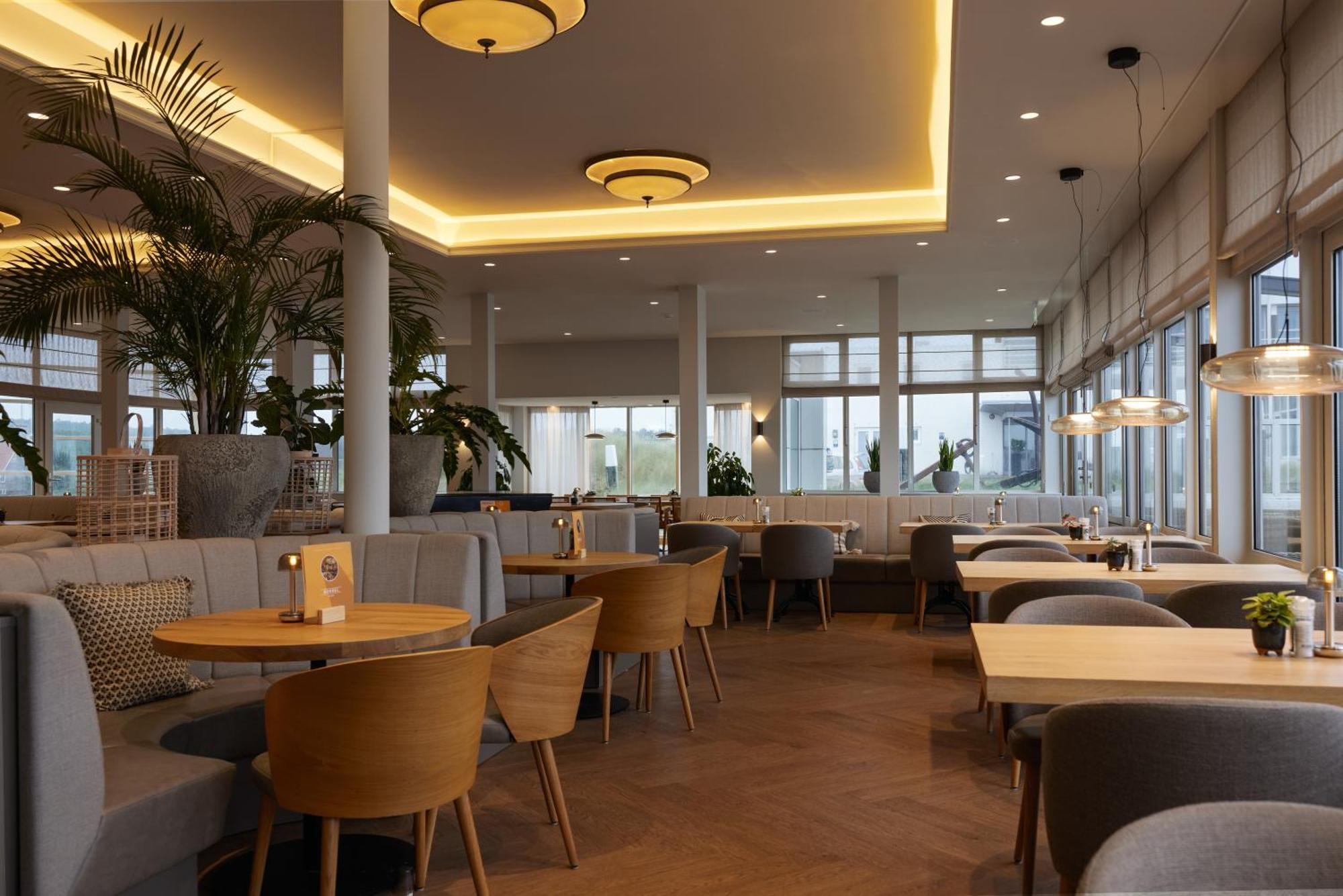 Westcord Strandhotel Seeduyn Влиланд Екстериор снимка